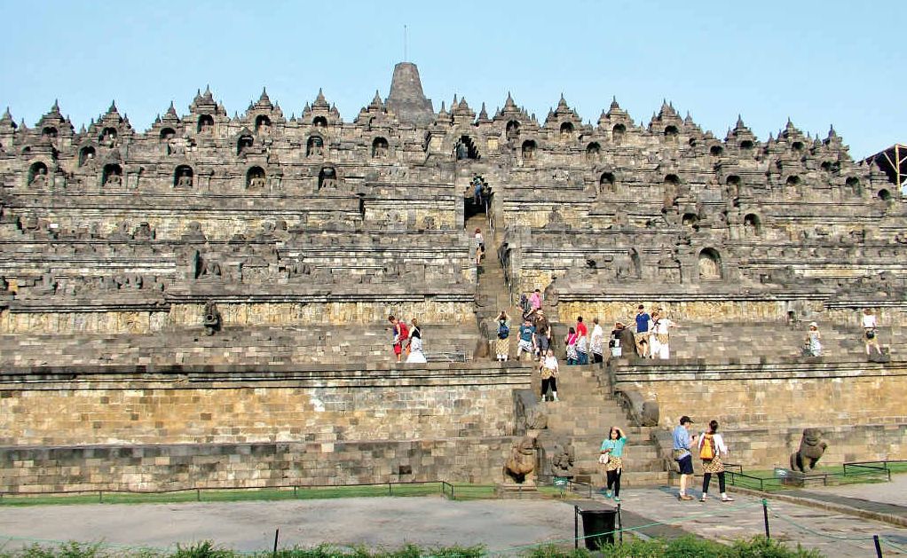 The world's biggest Buddhist temple at Borobudur. The world's biggest Buddhist temple at Borobudur.